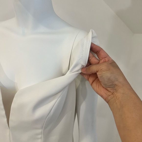 Dessy Bridesmaid/wedding dress #3016-size 10-Ivory. NWT.Crepe off shoulder. - Picture 4 of 7